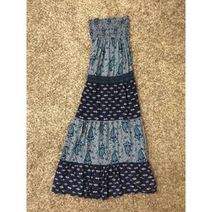 Xhilaration paisley sleeveless maxi dress